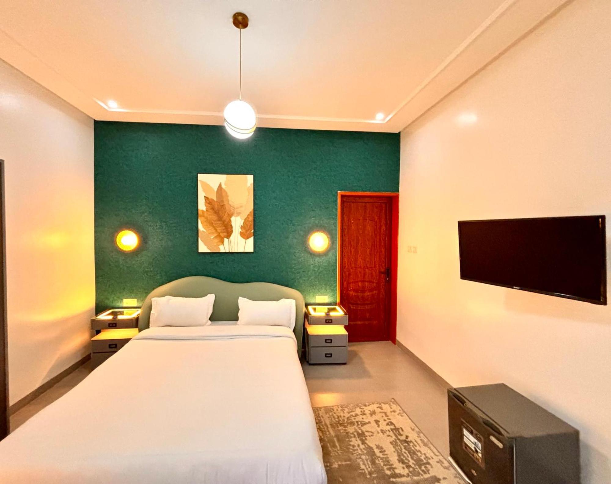 Lighthouse Signature Suites Dakar Room photo